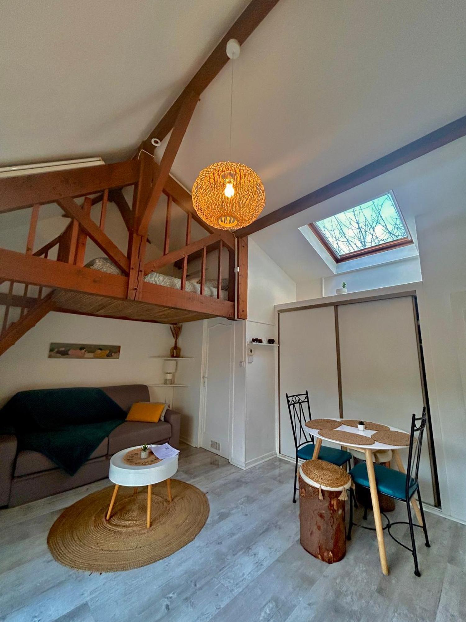 Maisonnette 2 A 4 Pers- Jardin Privatif Cloture- Calme- Stationnement Gratuit- Pau Ouest Billere Extérieur photo